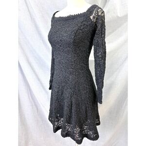 Vintage Betsy & Adam Black Floral Lace Long Sleeve A-Line Mini Cocktail Dress